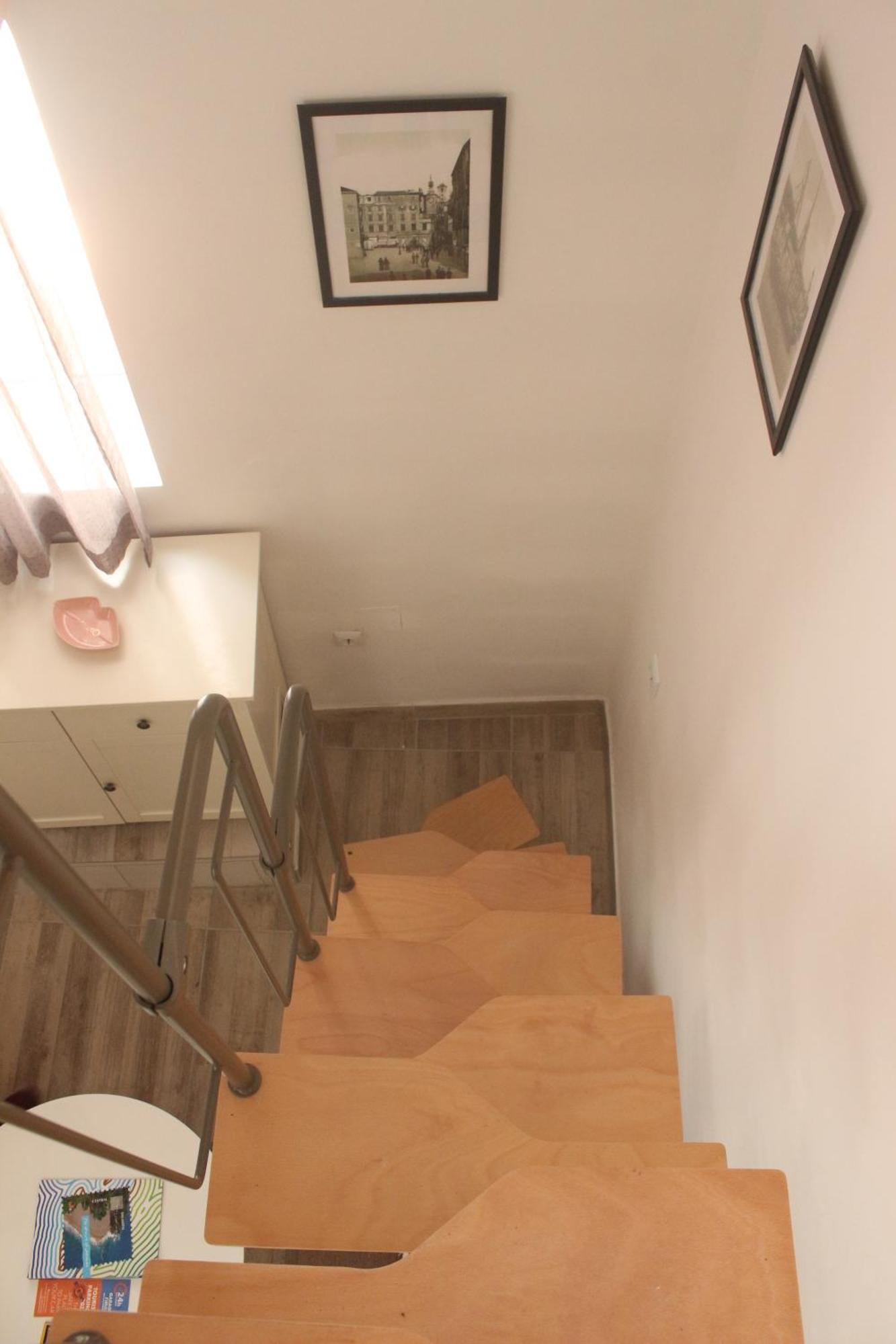 Klarisa City Center Apartment With Terrace Split Exterior photo