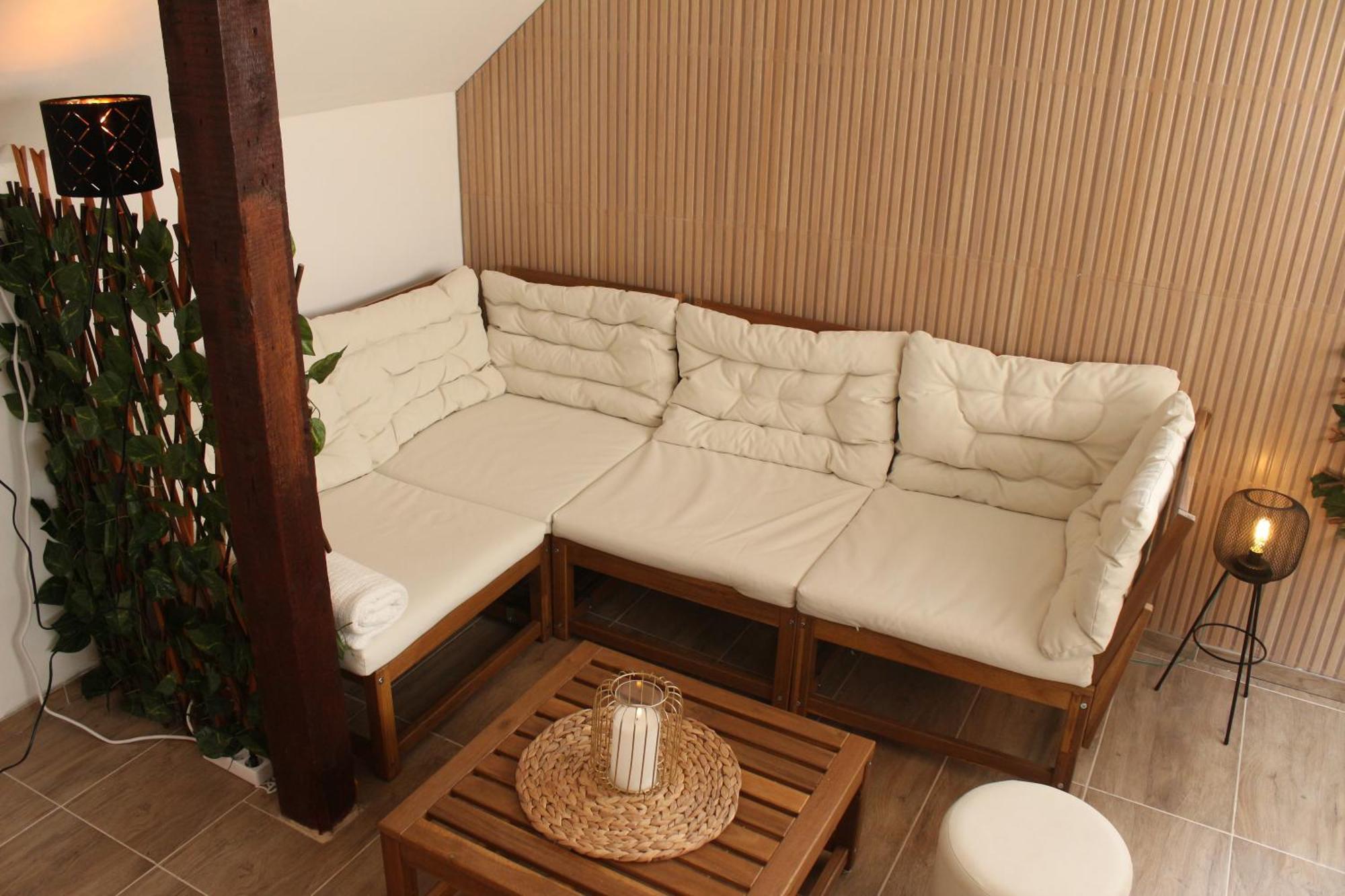 Klarisa City Center Apartment With Terrace Split Exterior photo